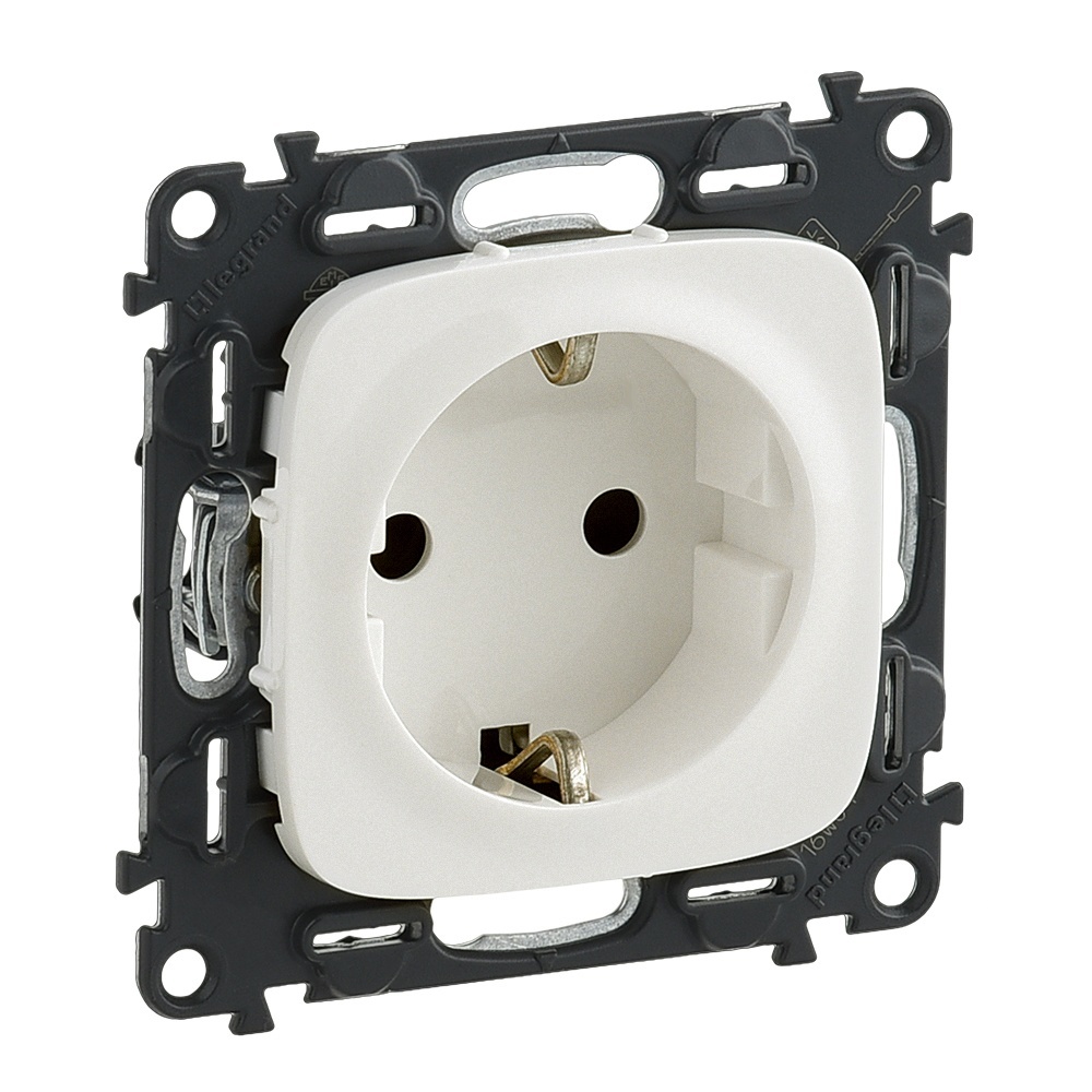 Legrand Schutzkontaktsteckdose 754889