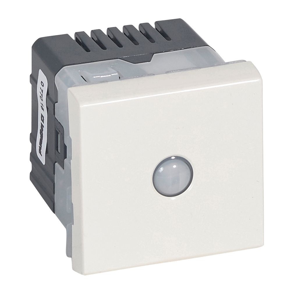 Legrand Energiesparschalter 077015