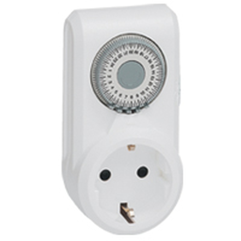 Legrand Steckdosenschaltuhr 699811